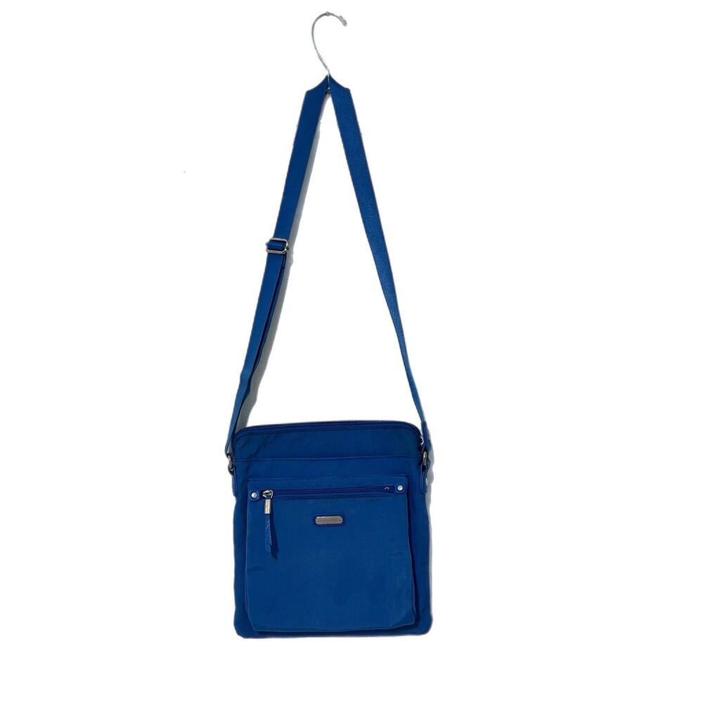 Baggallini Medium Crossbody Bag Blue Zip Pockets Adjustable Detachable Strap
